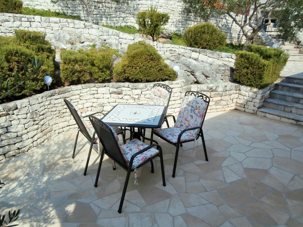 Panorama Postira Apartments Екстер'єр фото