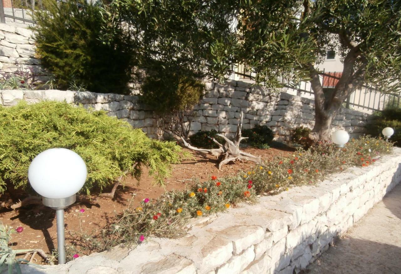 Panorama Postira Apartments Екстер'єр фото